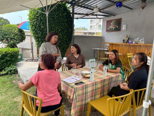 LINE ALBUM 18369 260318 11